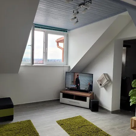 Luca Tetoteri Apartman Pápa